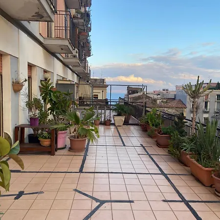 Terrazzo Fiorito Homestay